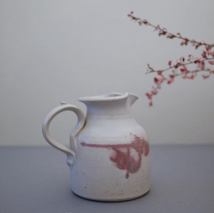 Grå vintage Keramikkande med rosa detaljer