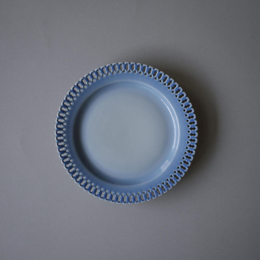 Blå tallerkner med brudte kanter 10