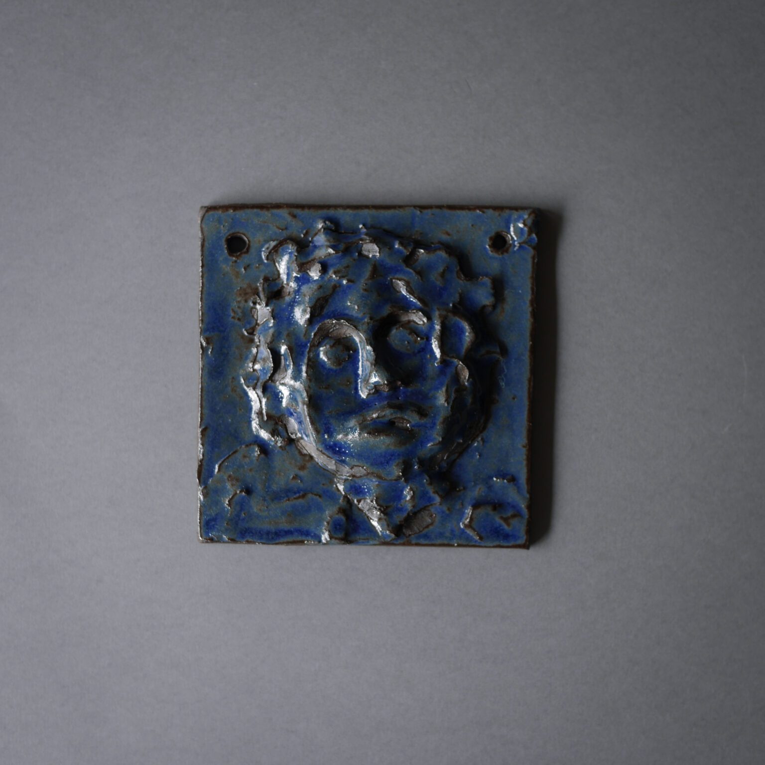 Blåt Keramik Relief 3