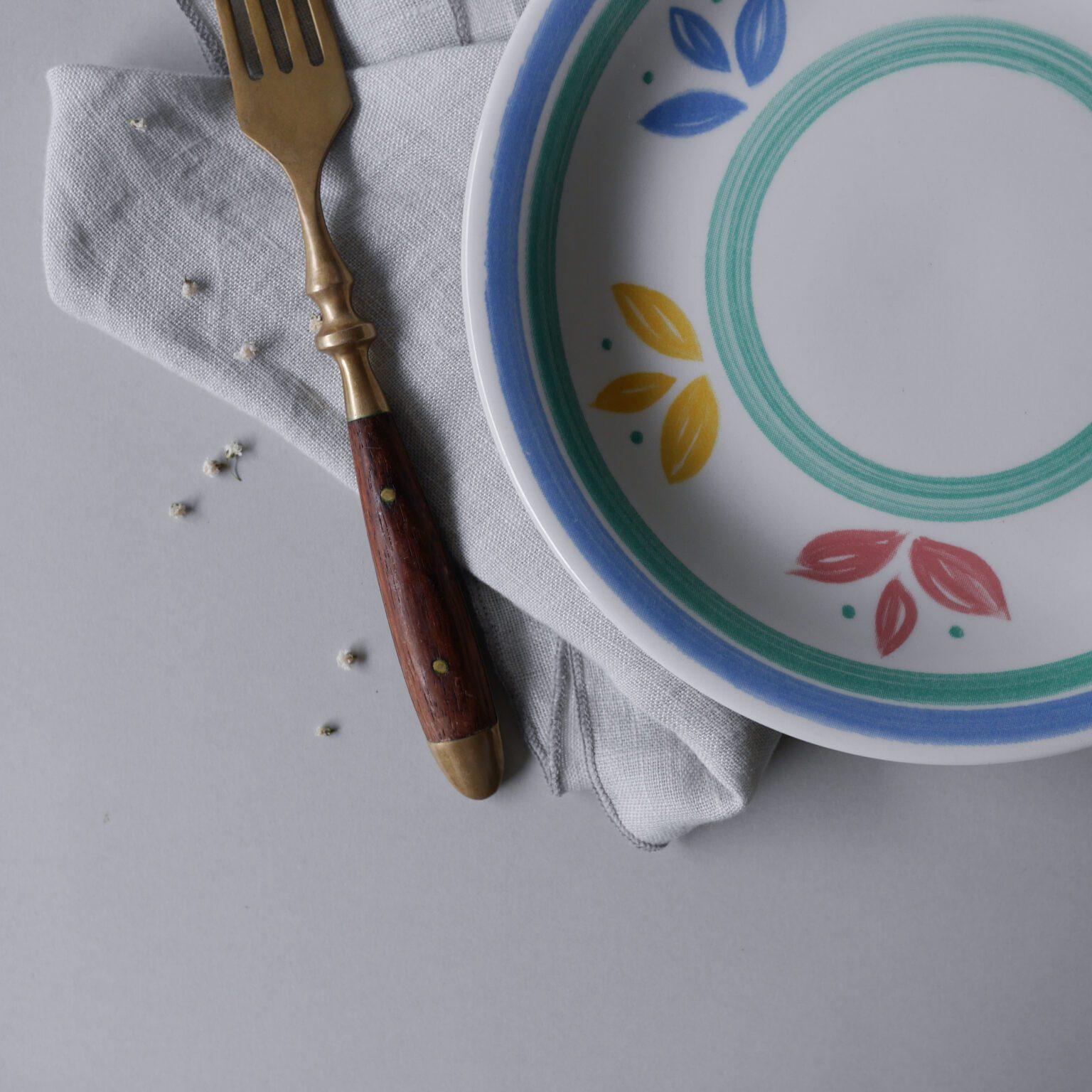 Farverige Frokosttallerkner, 4 stk.