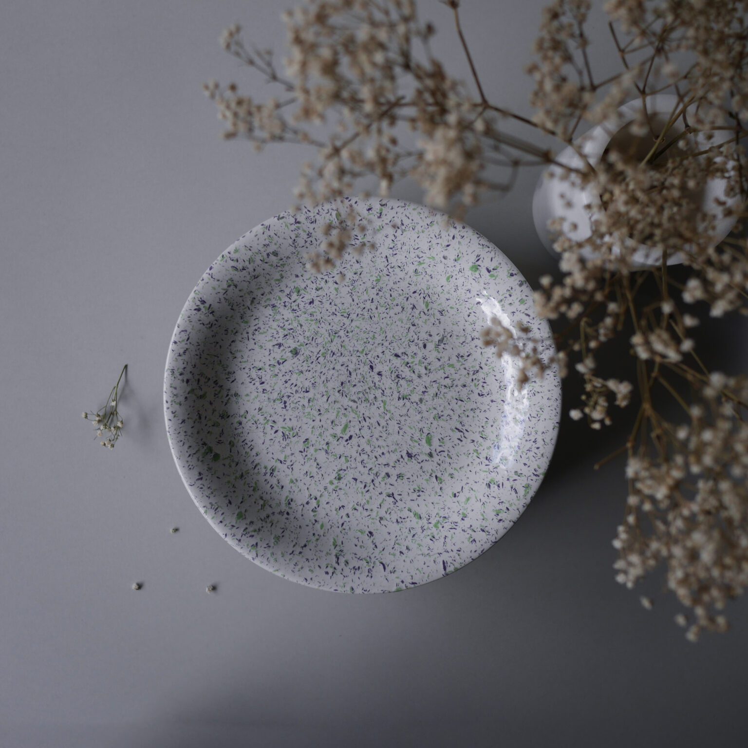 Multifarvede Confetti Tallerkner, 11 stk. 5