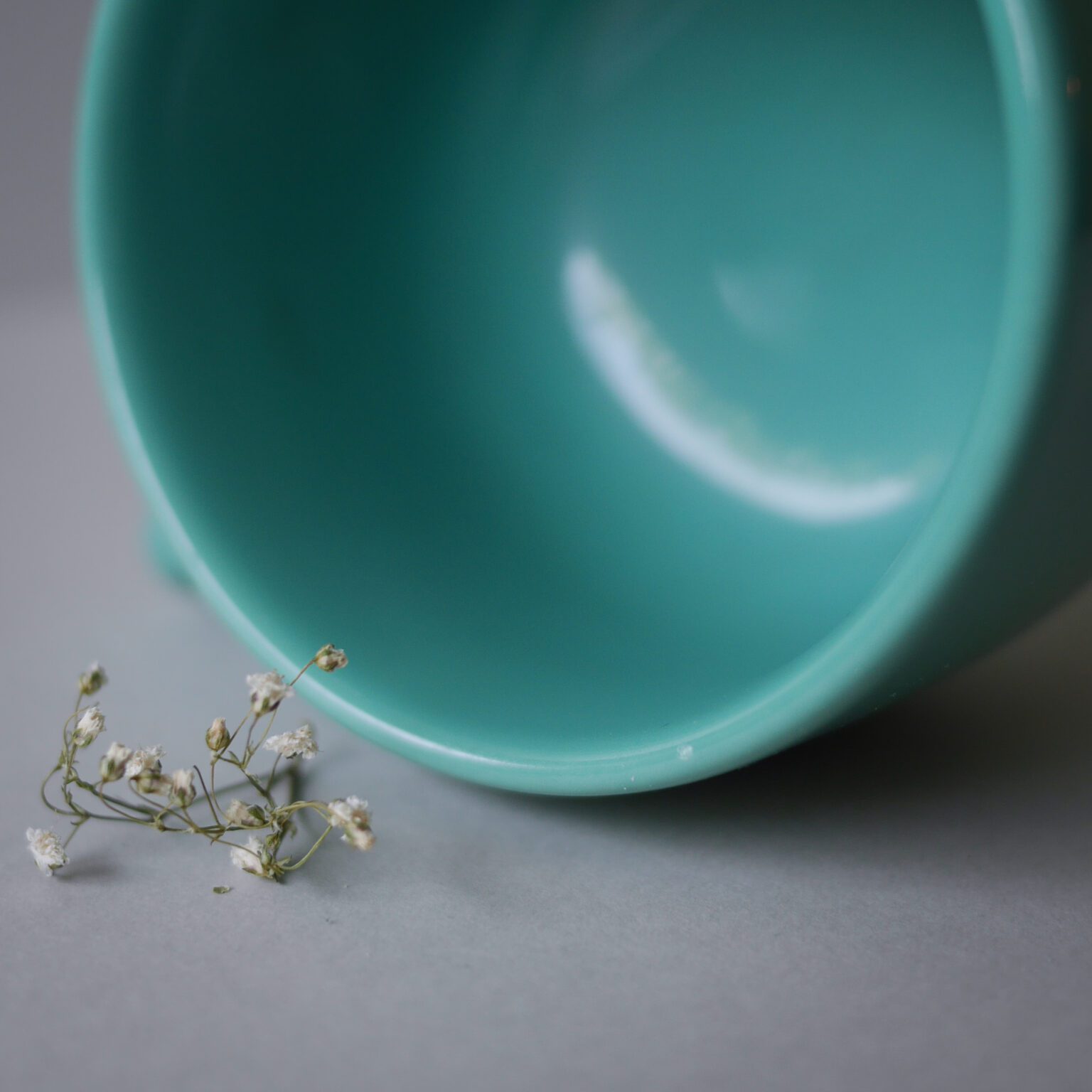 Farverigt Kaffe-stel, 6 par 8