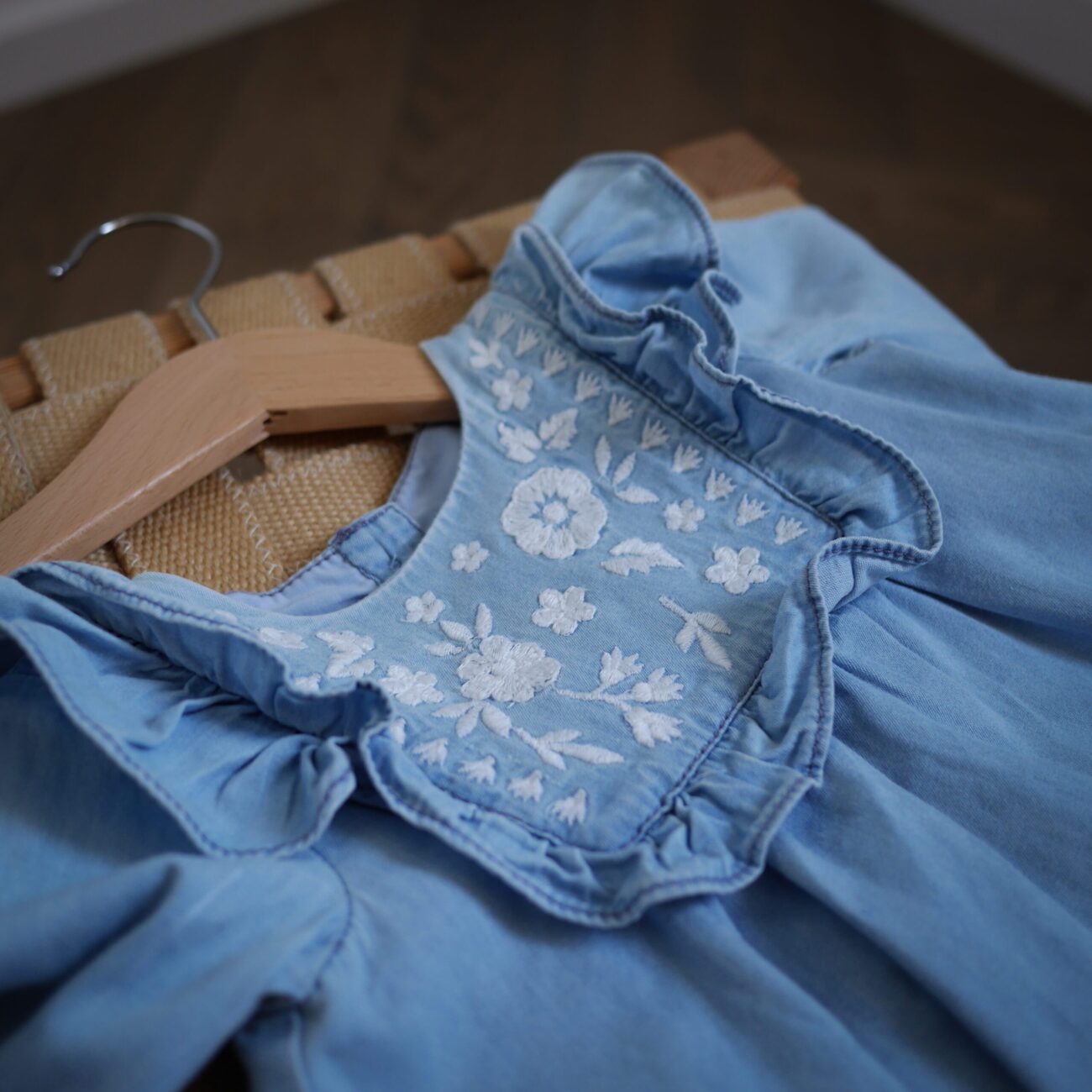 Denimkjole med Flæser 5