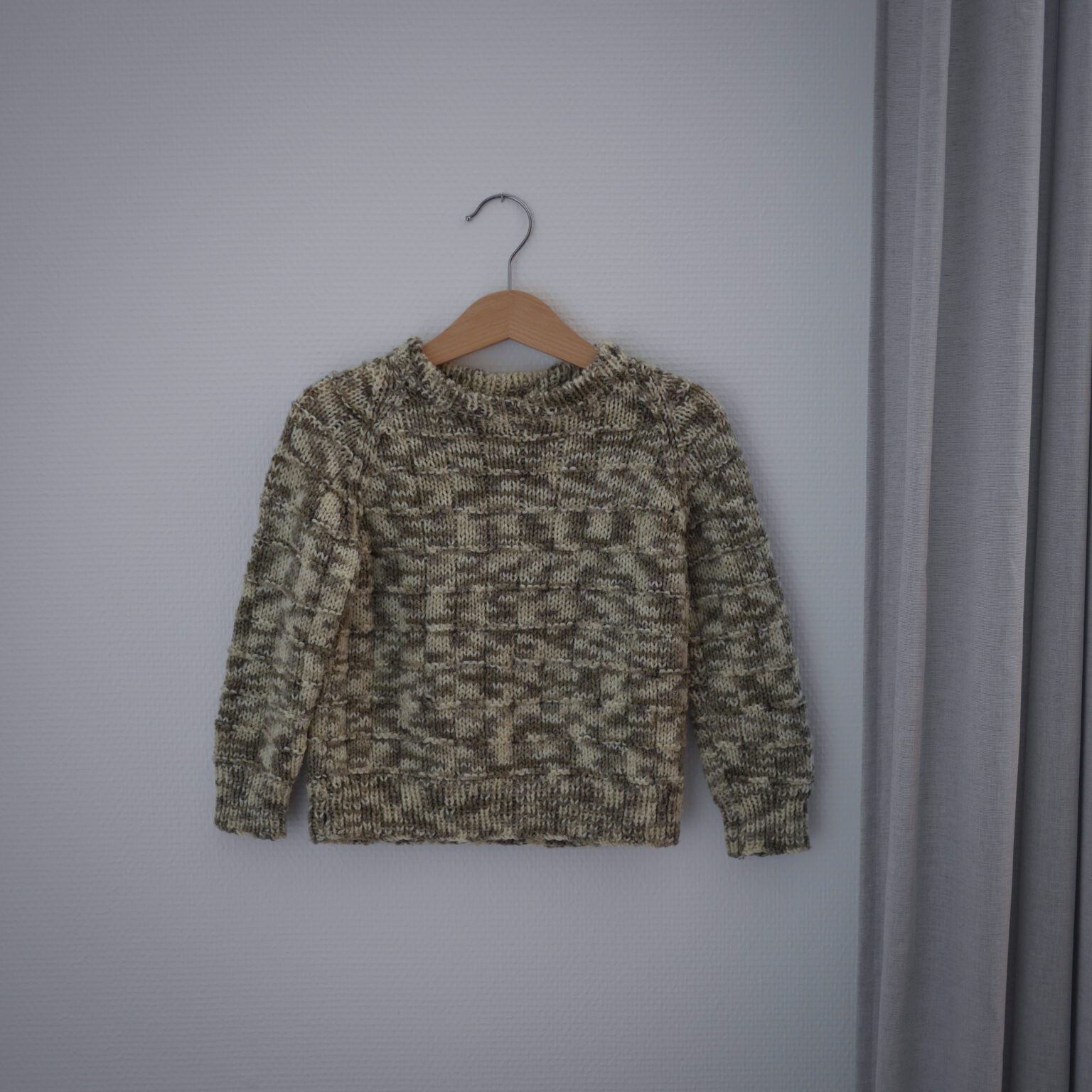 Beige Striktrøje 3