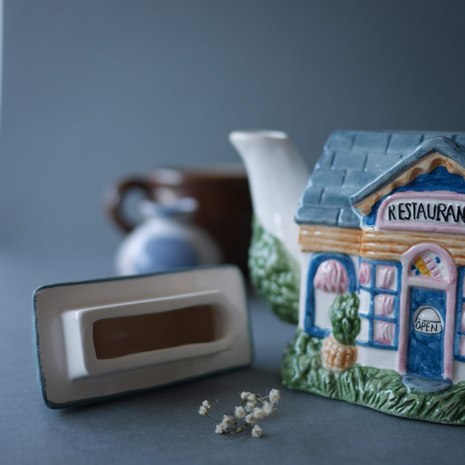 Porcelæns Te-hus 6