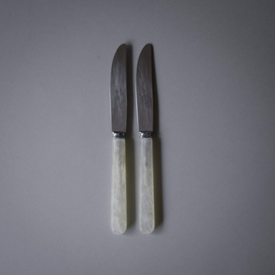 Hvide Perlemorsknive, 10 stk. 9