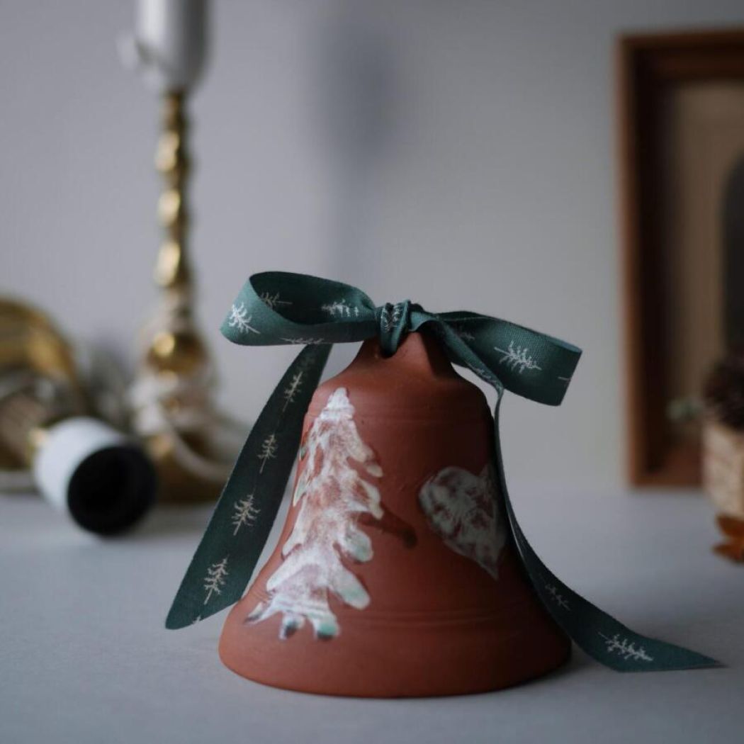Brun Juleklokke med Motiver