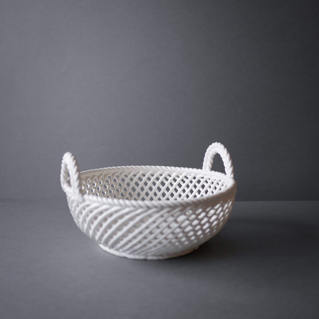Flettet Hvid Porcelænskurv 2