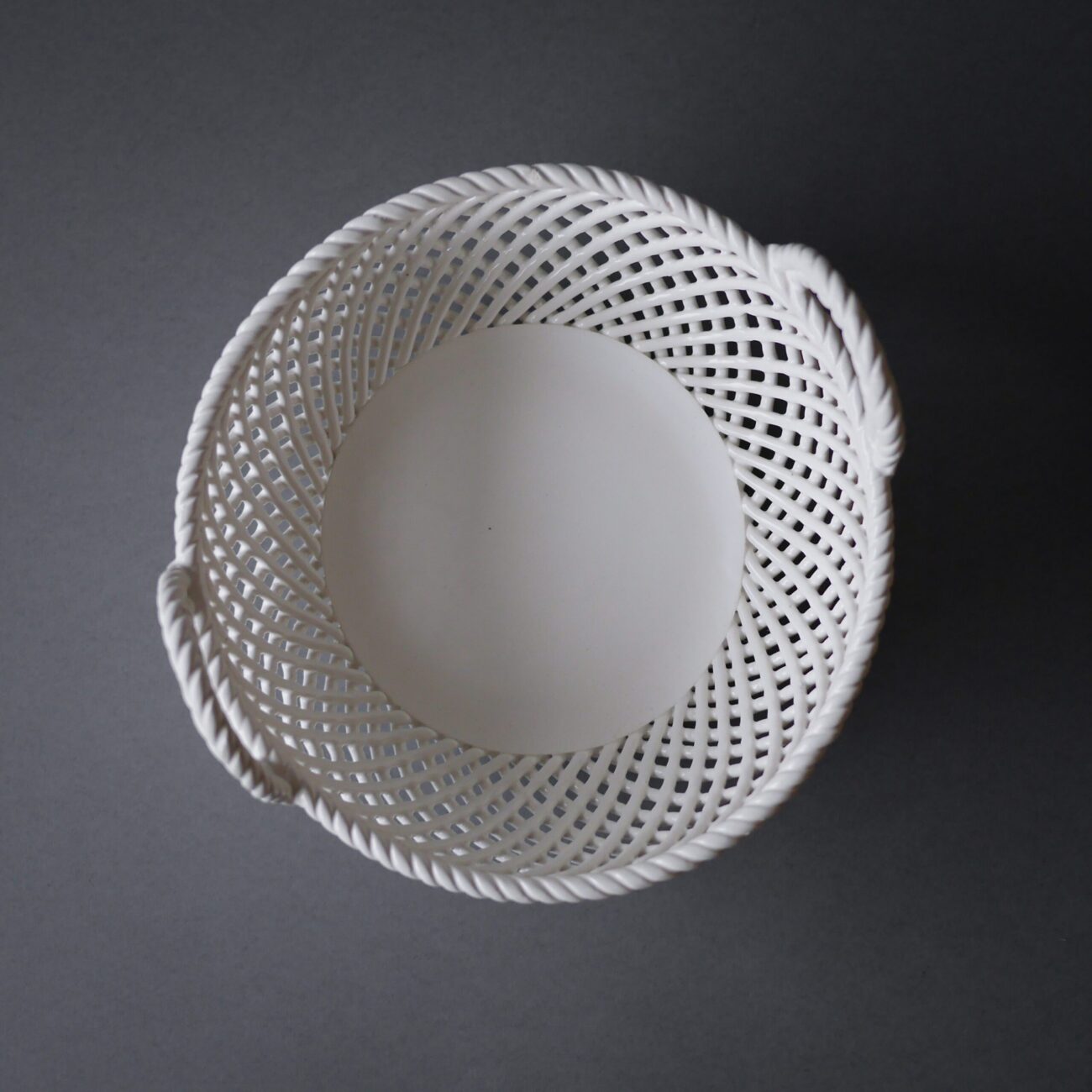 Flettet Hvid Porcelænskurv 4