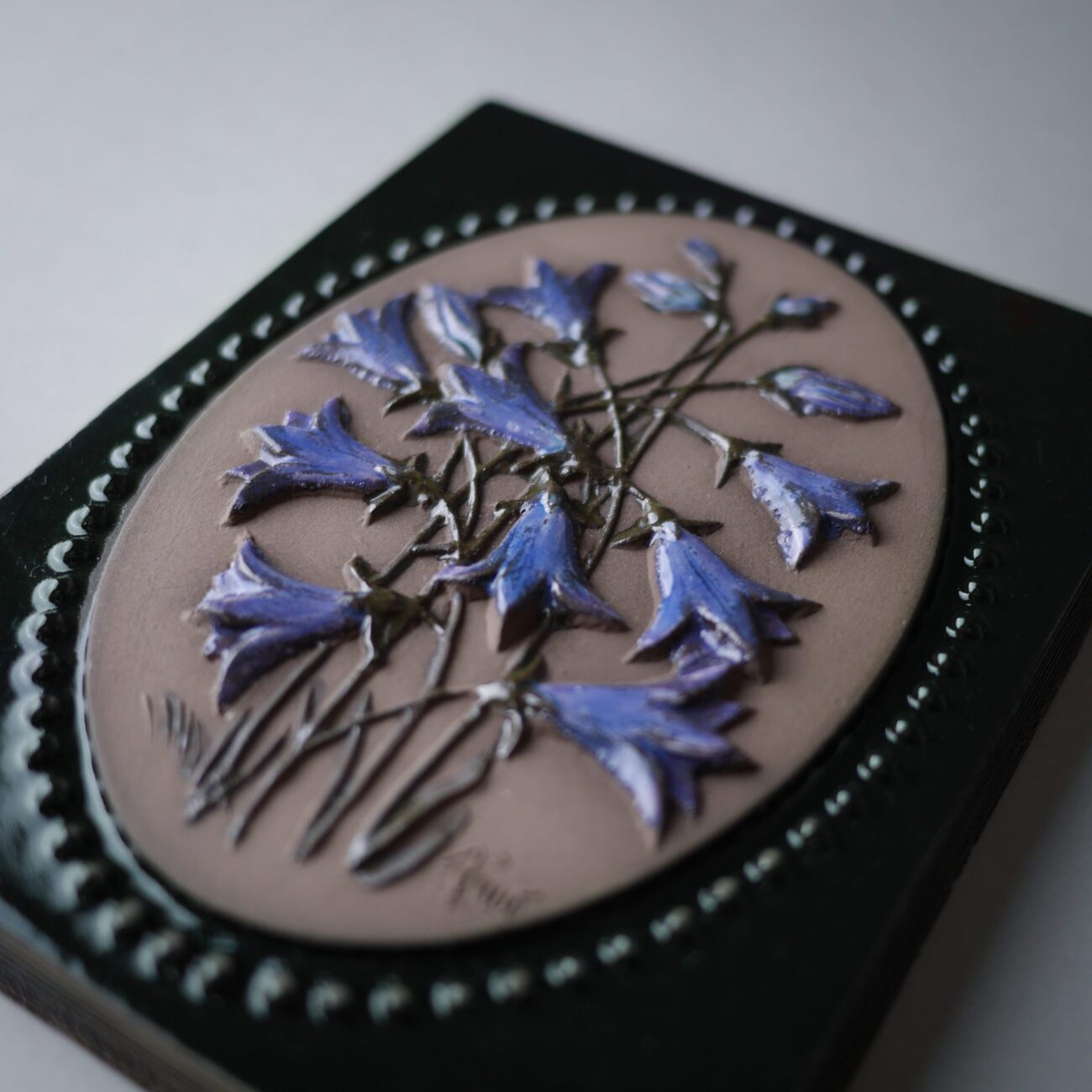 Keramikrelief med Klokkeblomster 6