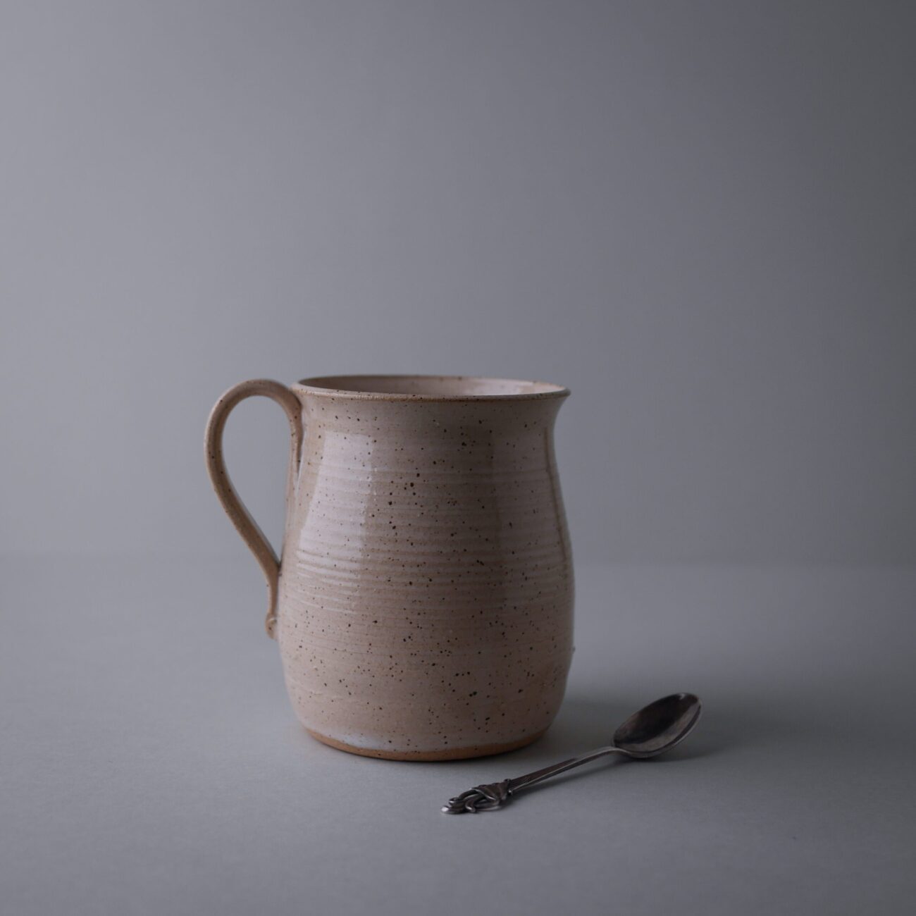 Stort Beige Keramikkrus 5