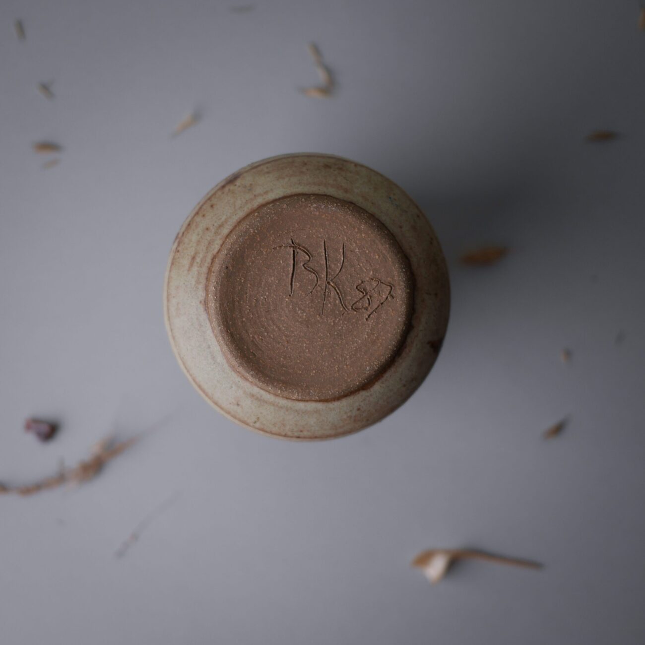 Beige Keramikkrukke med Kornmotiv 9