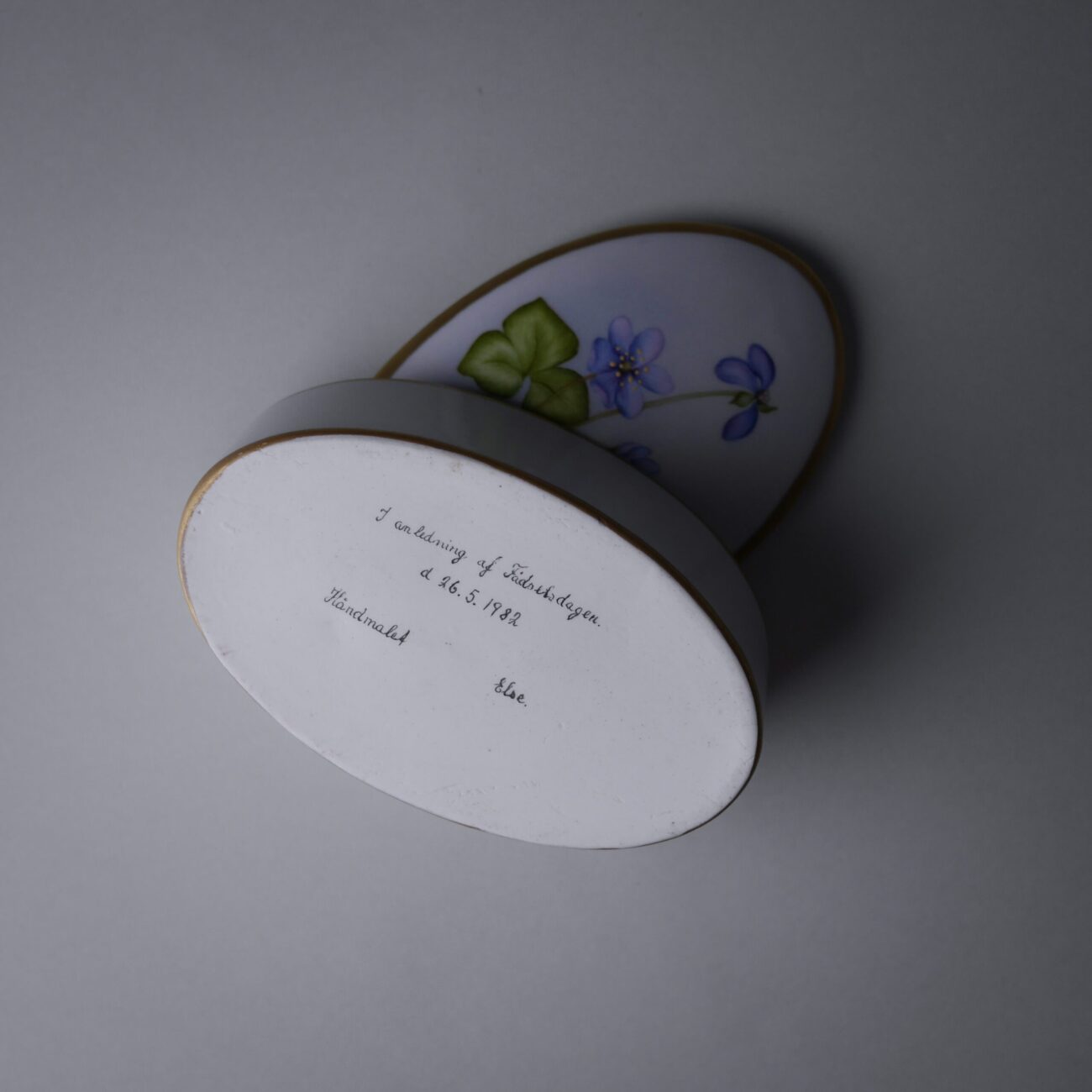 Håndmalet Porcelænsskrin 5