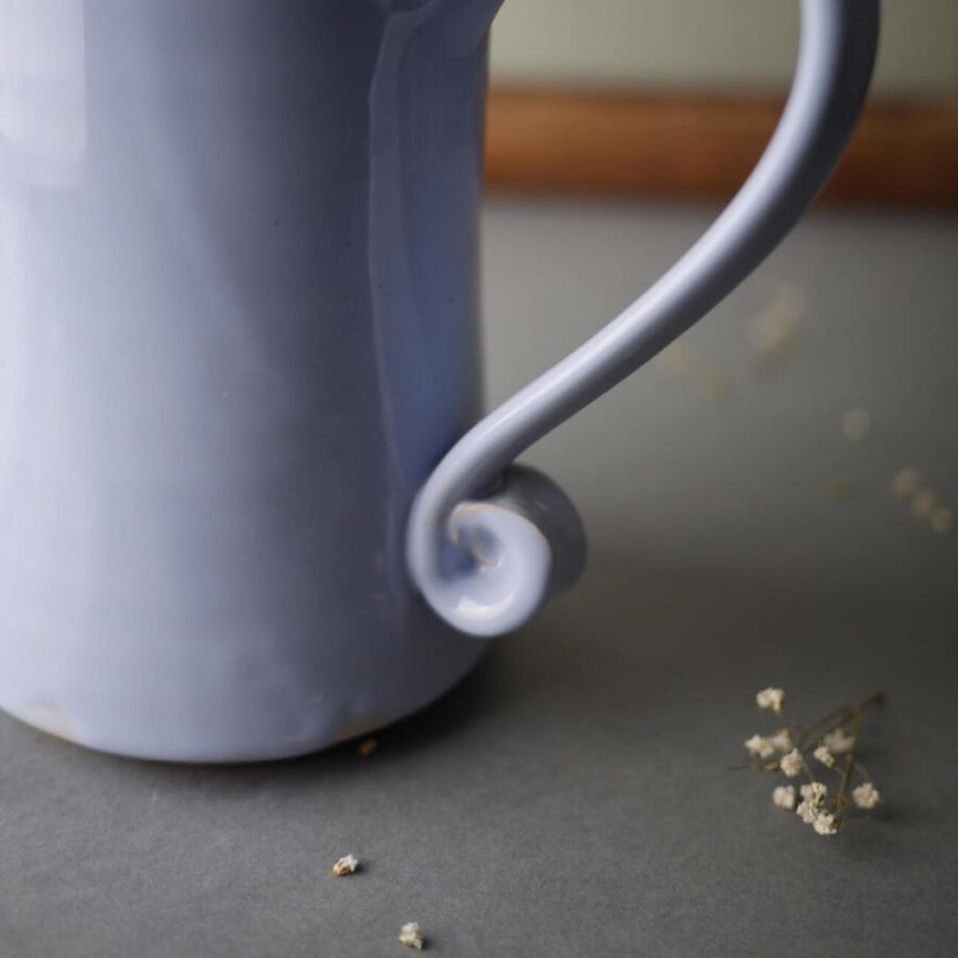 Lyseblå Keramik Kande