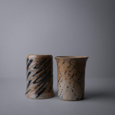 Keramik Krus med Abstrakt Mønster