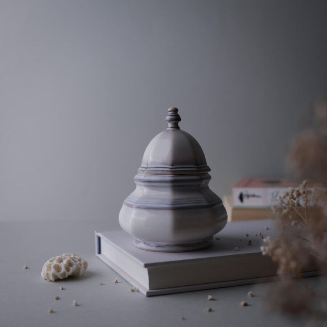 Pastelfarvet Lågkrukke