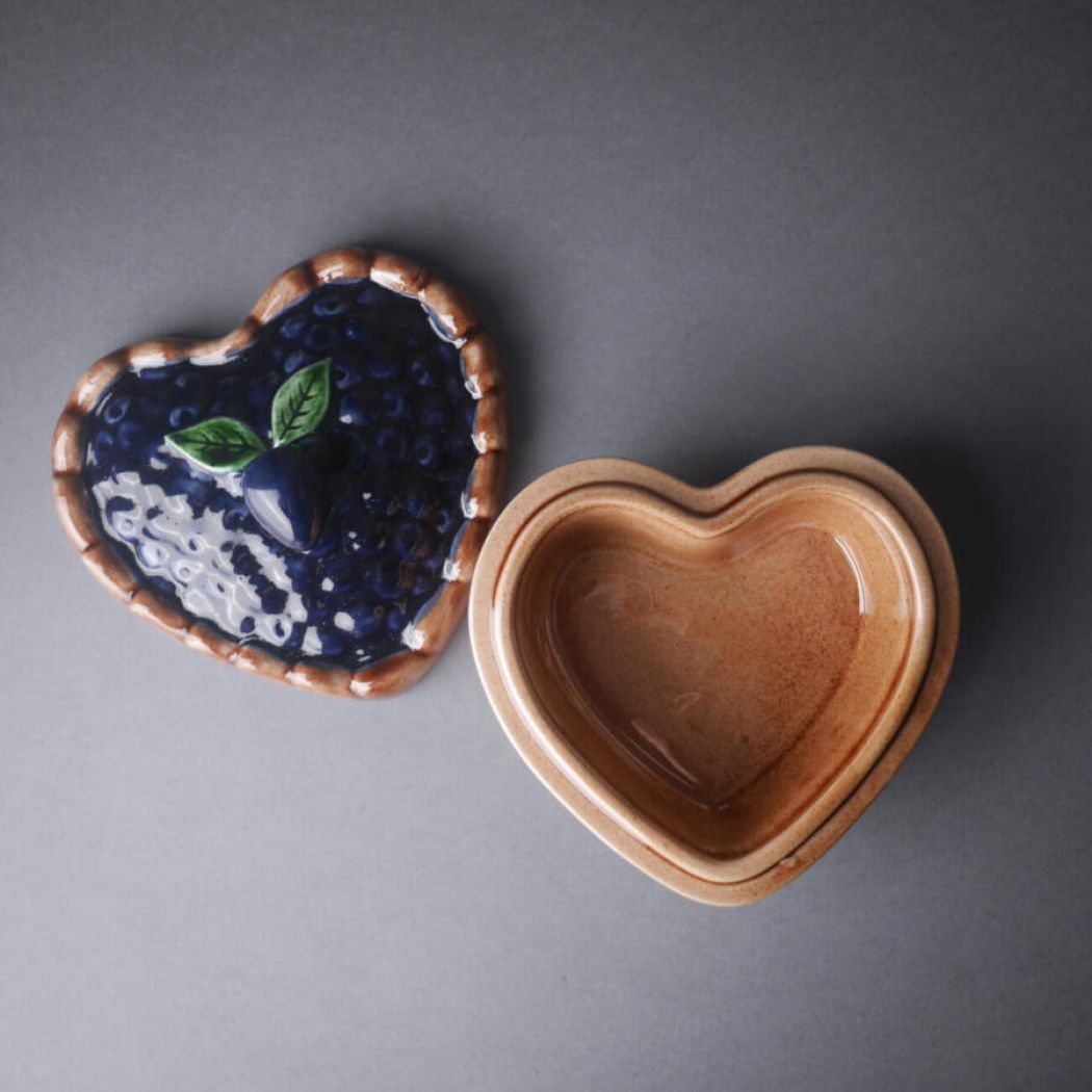 Hjerteformet Lågkrukke med Bær 2