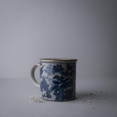 Unika Keramikkrus med Blå Dekorationer