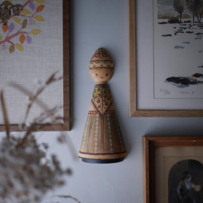Vintage Træfigur til Væggen