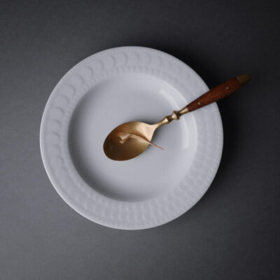 Elegante Dybe Tallerkner i Hvid Porcelæn, 5 stk.