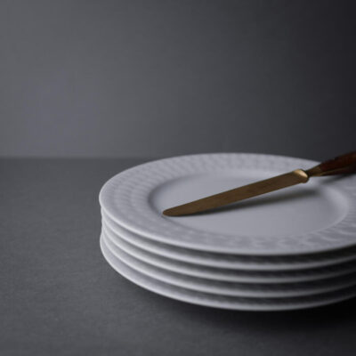 Elegante Frokosttallerkner i Hvid Porcelæn, 5 stk.