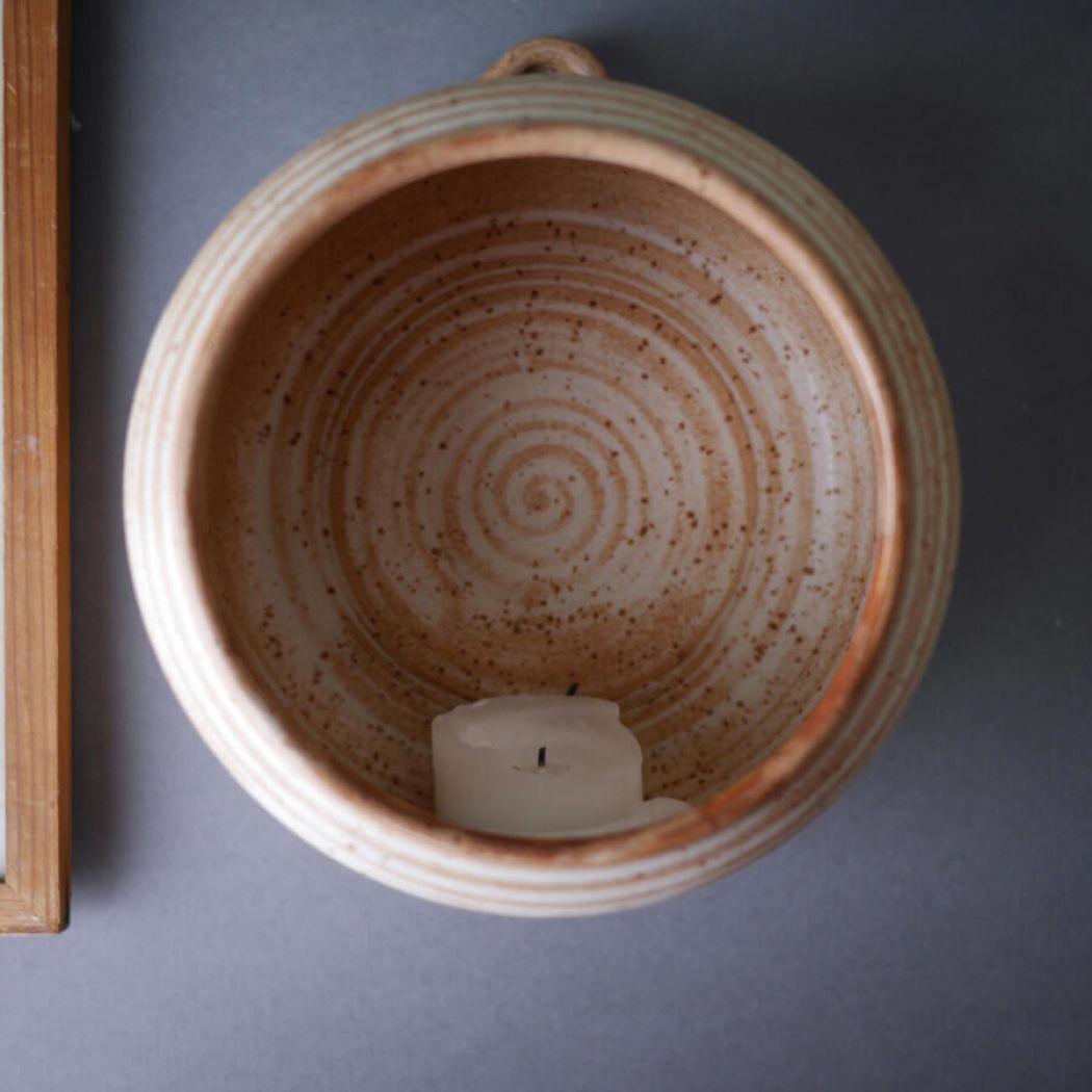 Rund Beige Keramik Vægstage 1