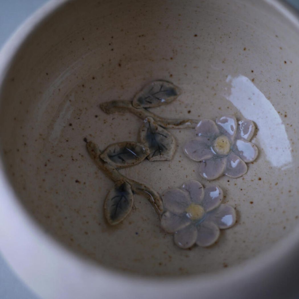 Lille Keramik Vægdekoration med Blomster 2