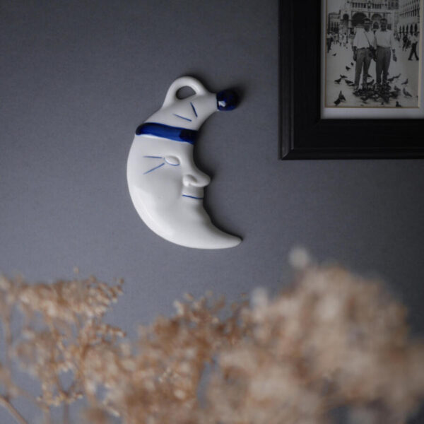 Lille Porcelænsmåne til Væggen