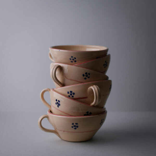 Beige Keramik Kopper med Blå Dekorationer