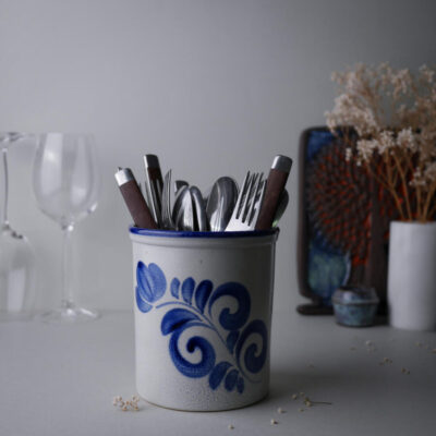 Lysegrå Bestikkrukke med Blomster Motiv 12
