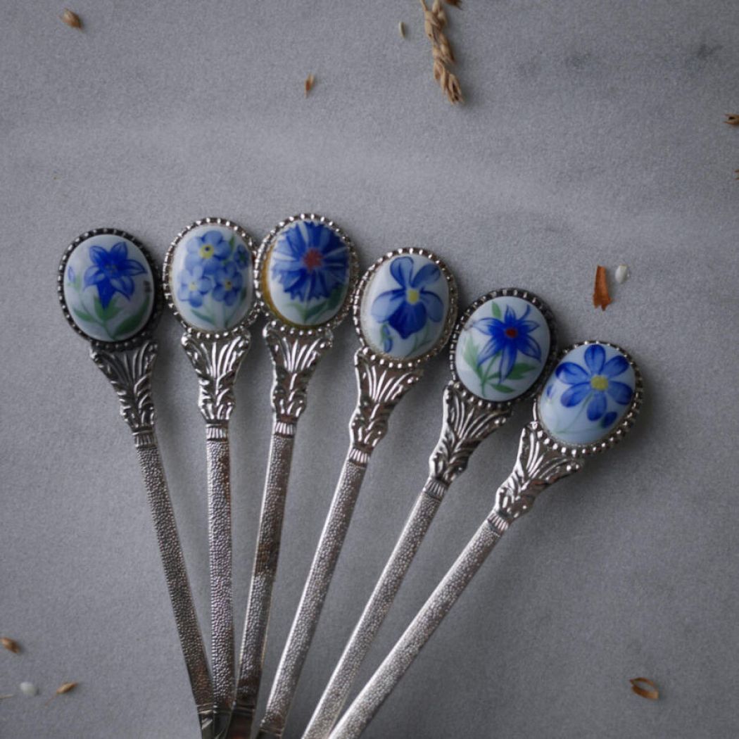 Sølv Teskeer med Blå Blomster, 6 stk. 2