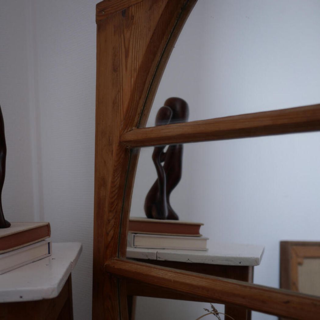 Gammelt Rustikt Fyrtræsspejl