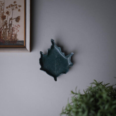Grønne Keramikblade til Væggen