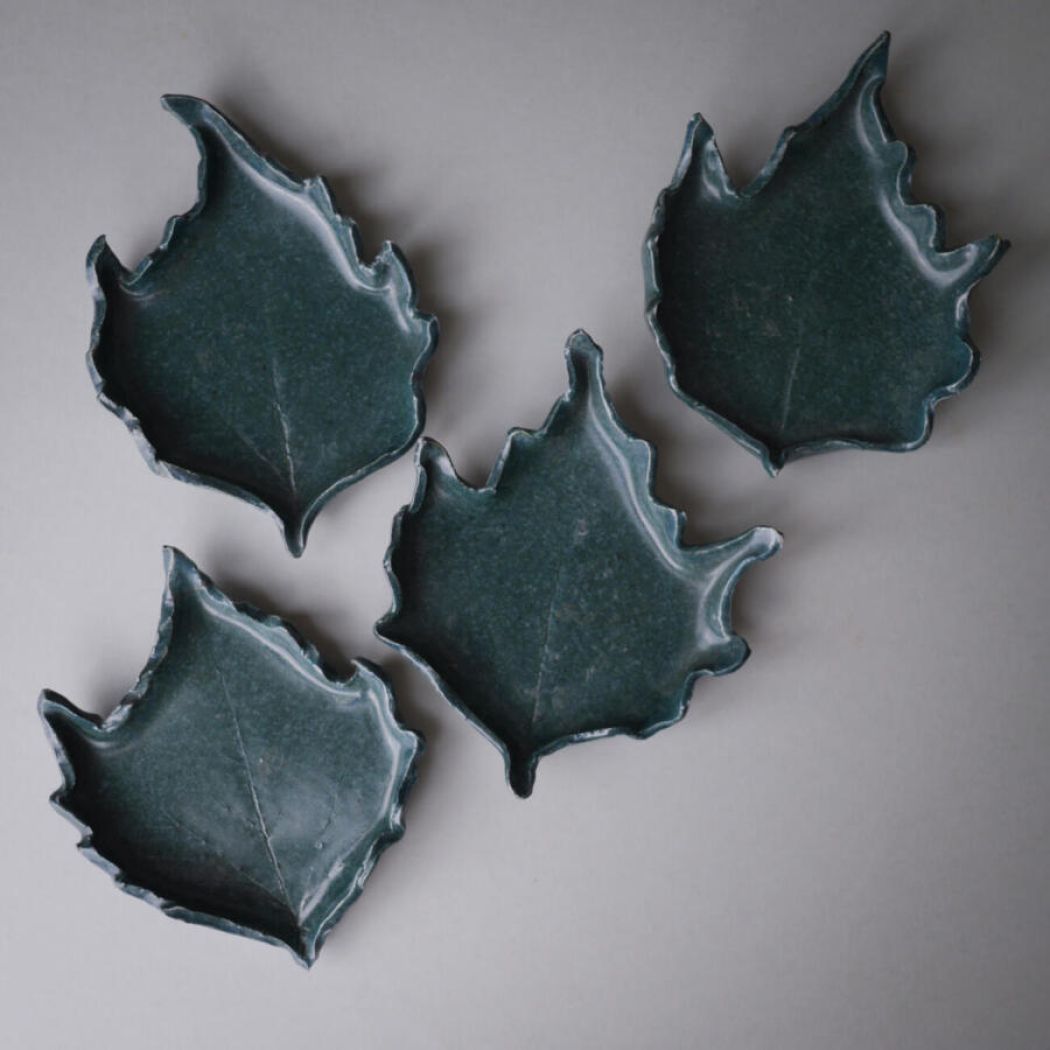 Grønne Keramikblade til Væggen