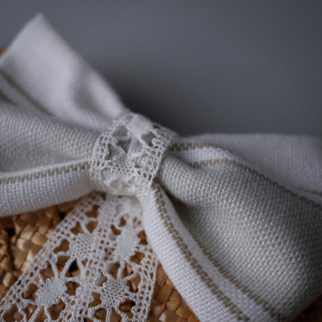 Lille Flettet Julehjerte med Sløjfe