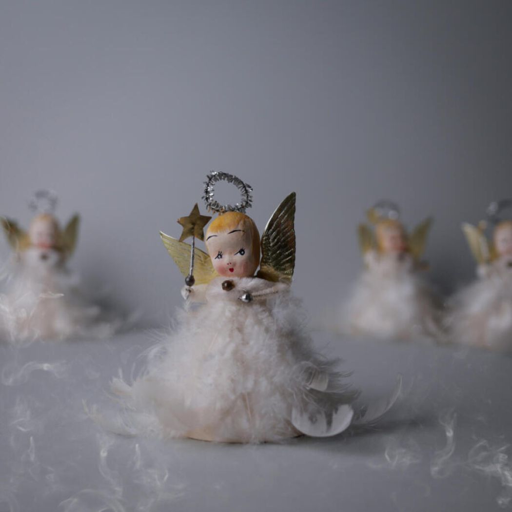 Vintage Engle med Fjer, 2 stk.