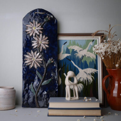Stort Keramik Relieft med Blomster