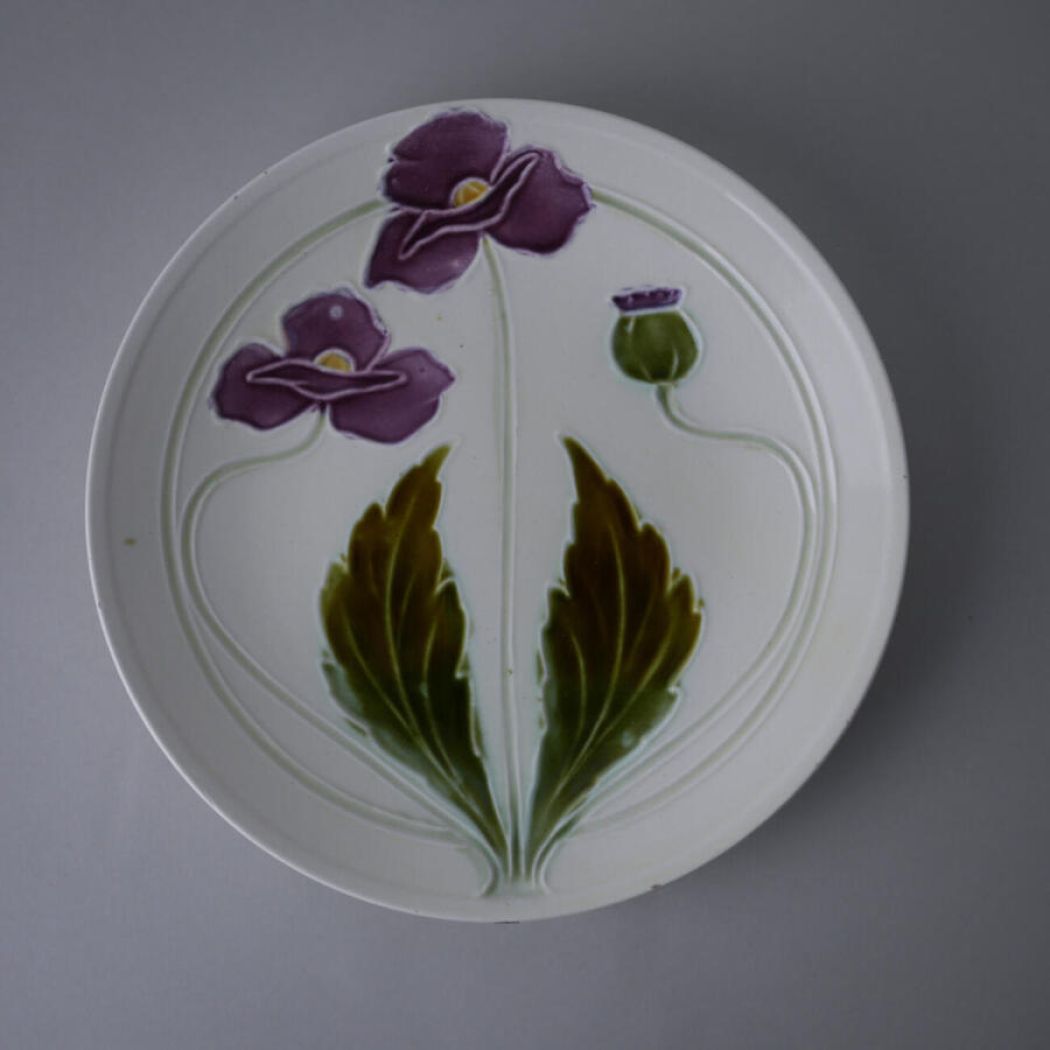 Mintfarvet Platte med Lilla Blomster 61