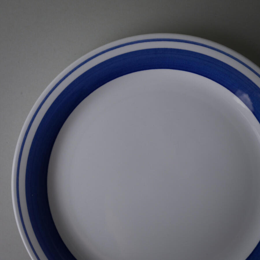 Middagstallerkner i Porcelæn med Blå Striber, 5 stk. 4