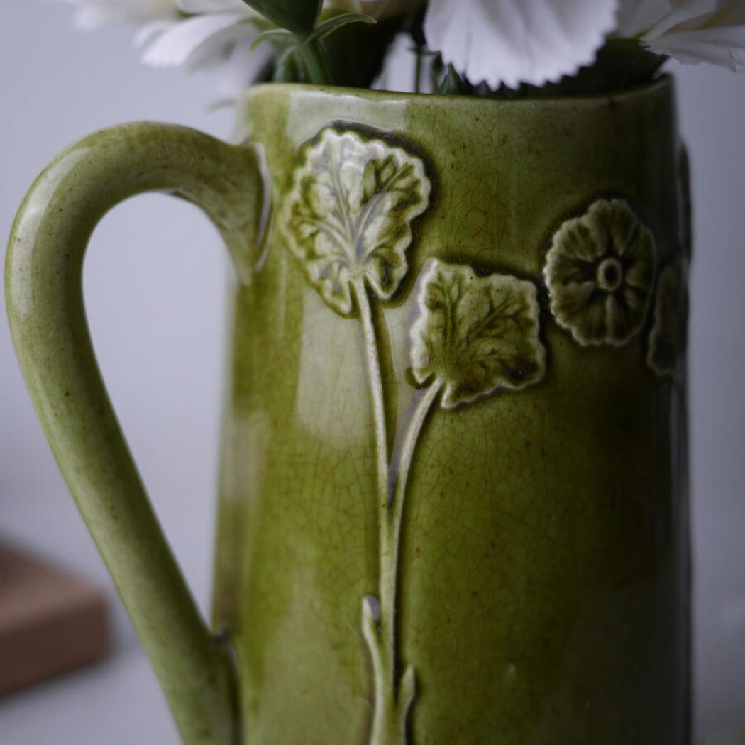 Grøn Vintagekande med Blomster 5