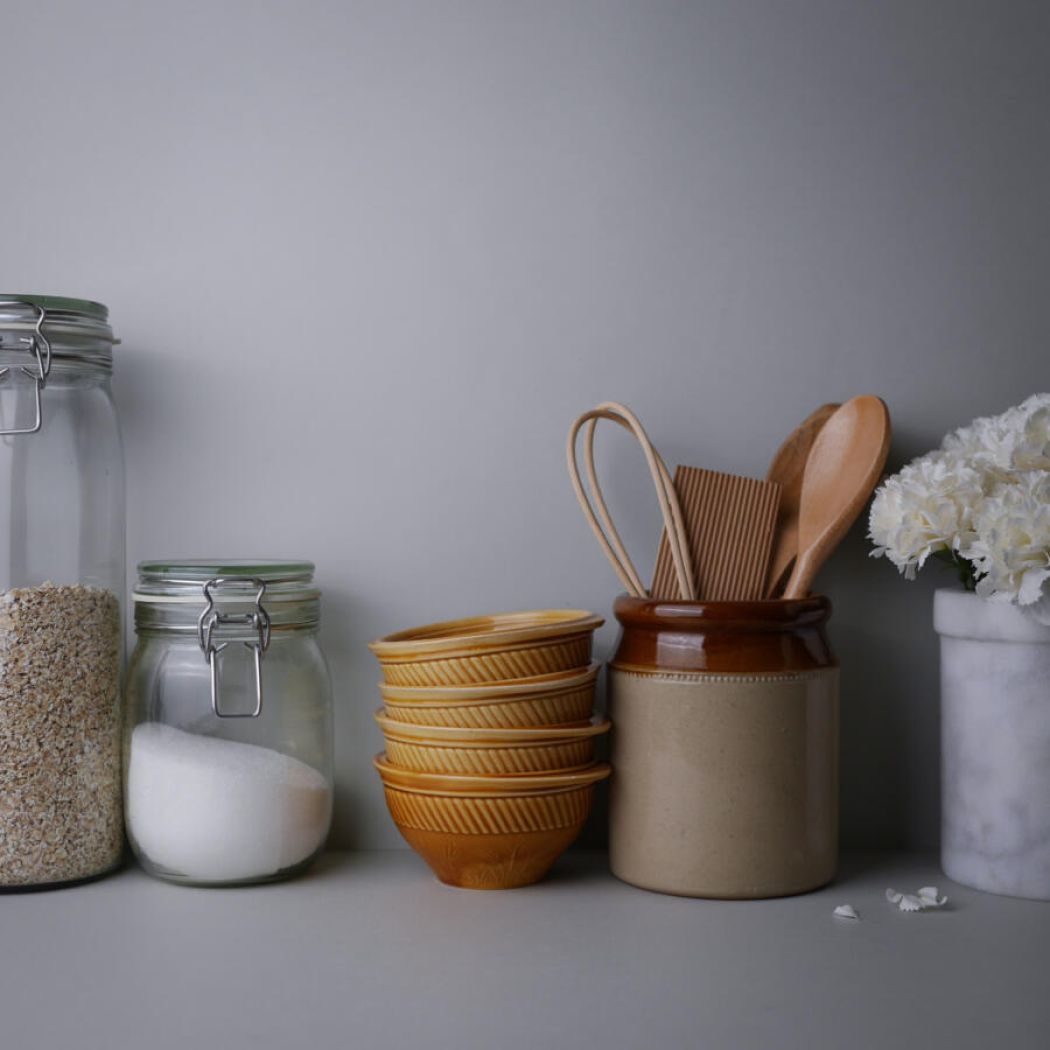 Gule Skåle med Stråmotiv, 4 stk.