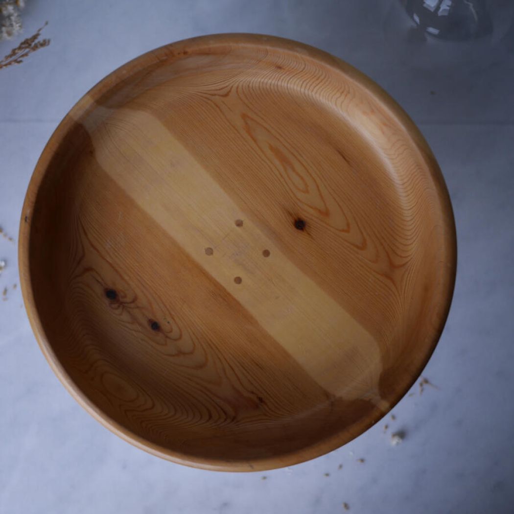 Kraftigt Træfad på Fod 3