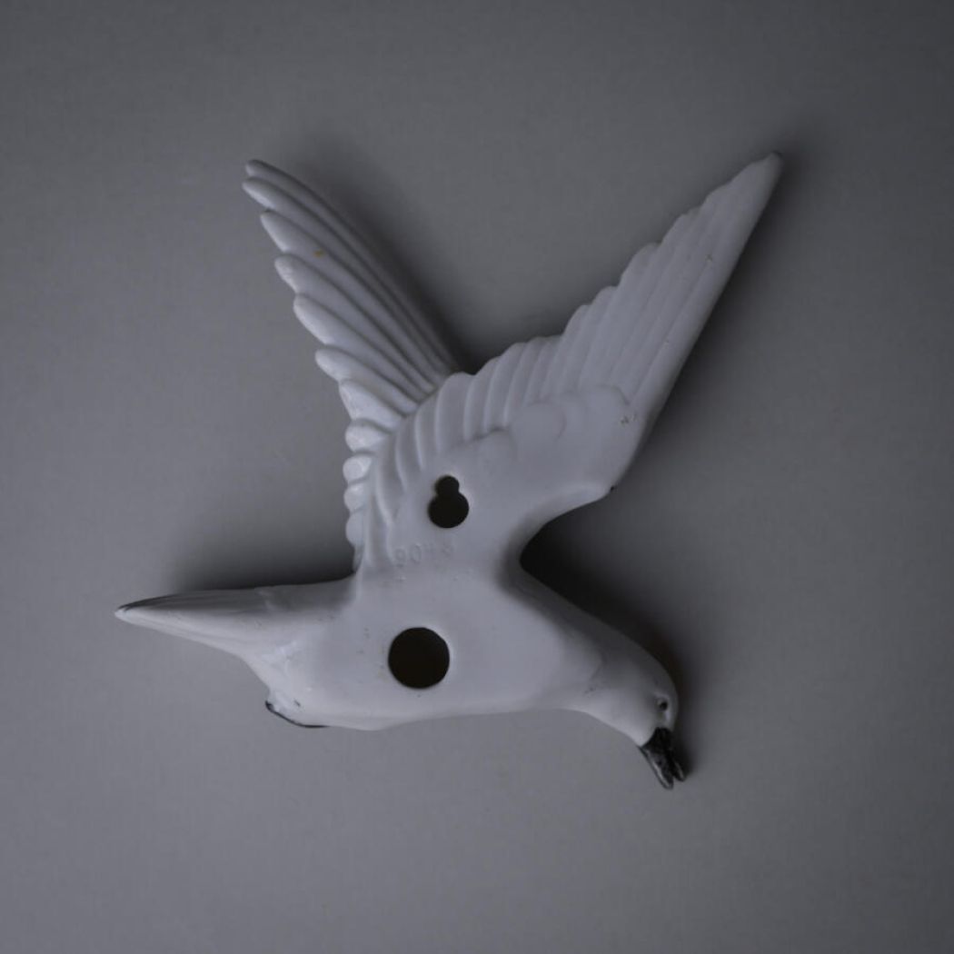 Grå Fugl til Væggen 5