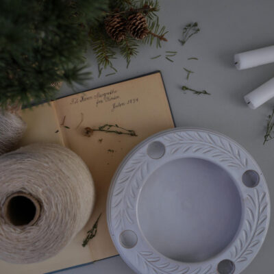 Hvid Rund Adventsstage til Kronelys