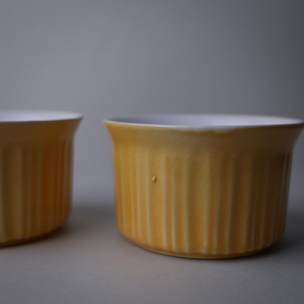 Gule & Hvide Ramekin Skåle, 2 stk. 4