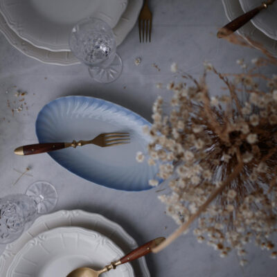 Lille Lyseblåt Porcelænsfad med Swirl