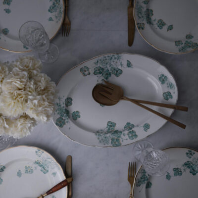 Vintage Fad med Grønne Blomster