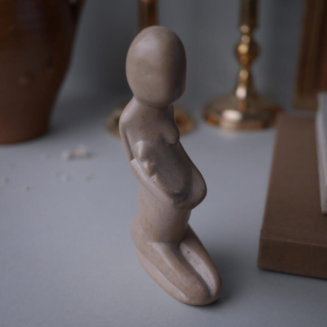 Fedtstensfigur Gravid Kvinde 4