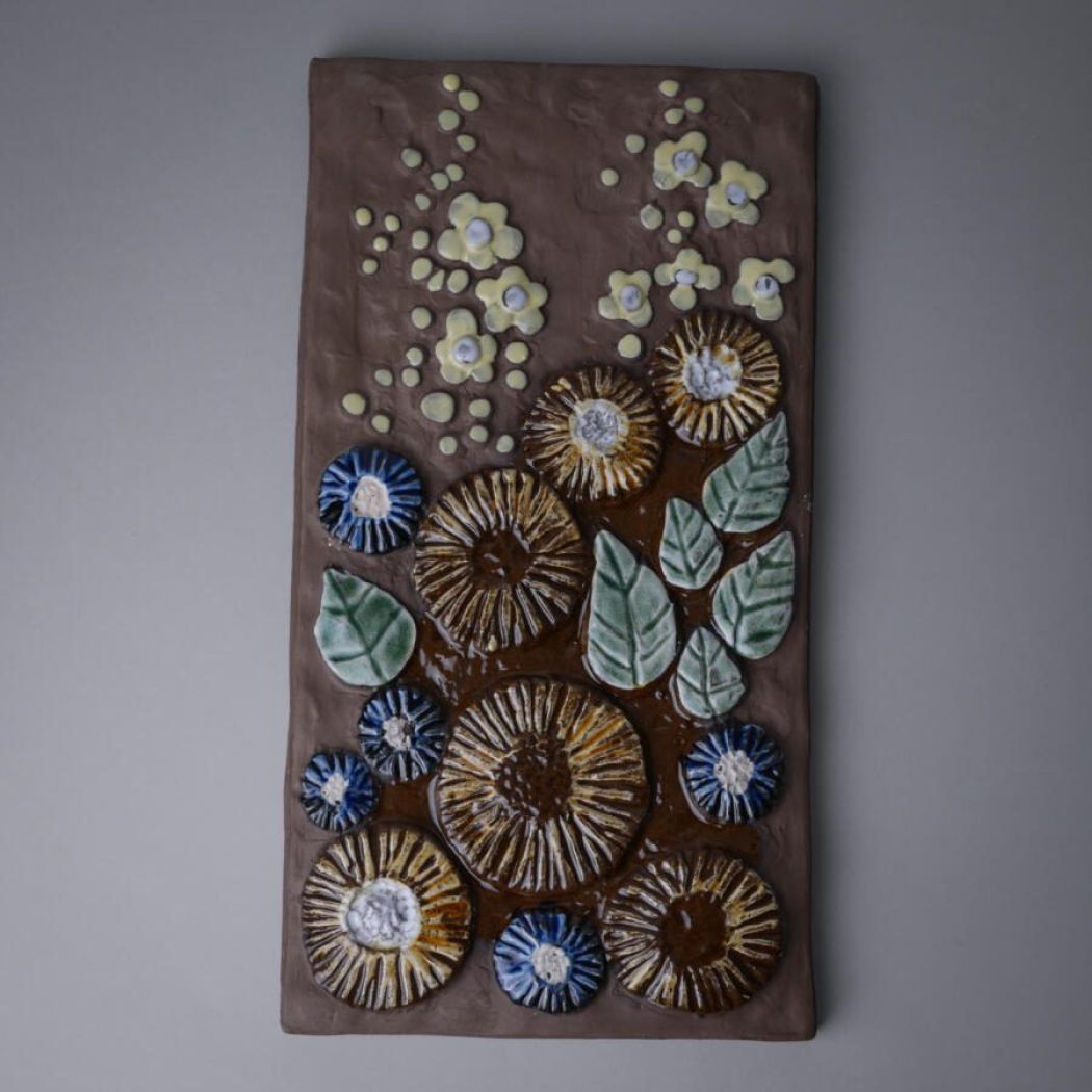 Højt Relief med Blomstermotiver 2
