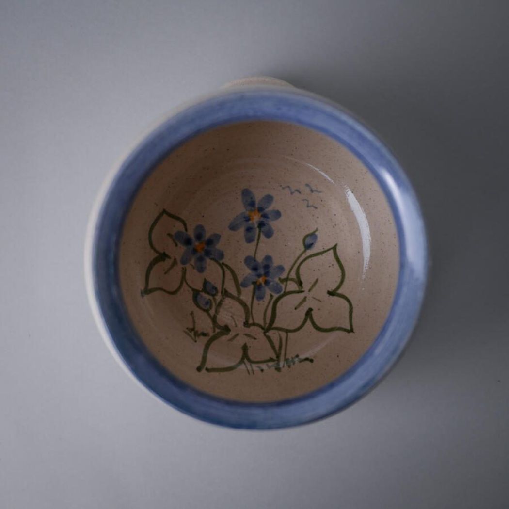 Vægstage med Blå Blomster 1